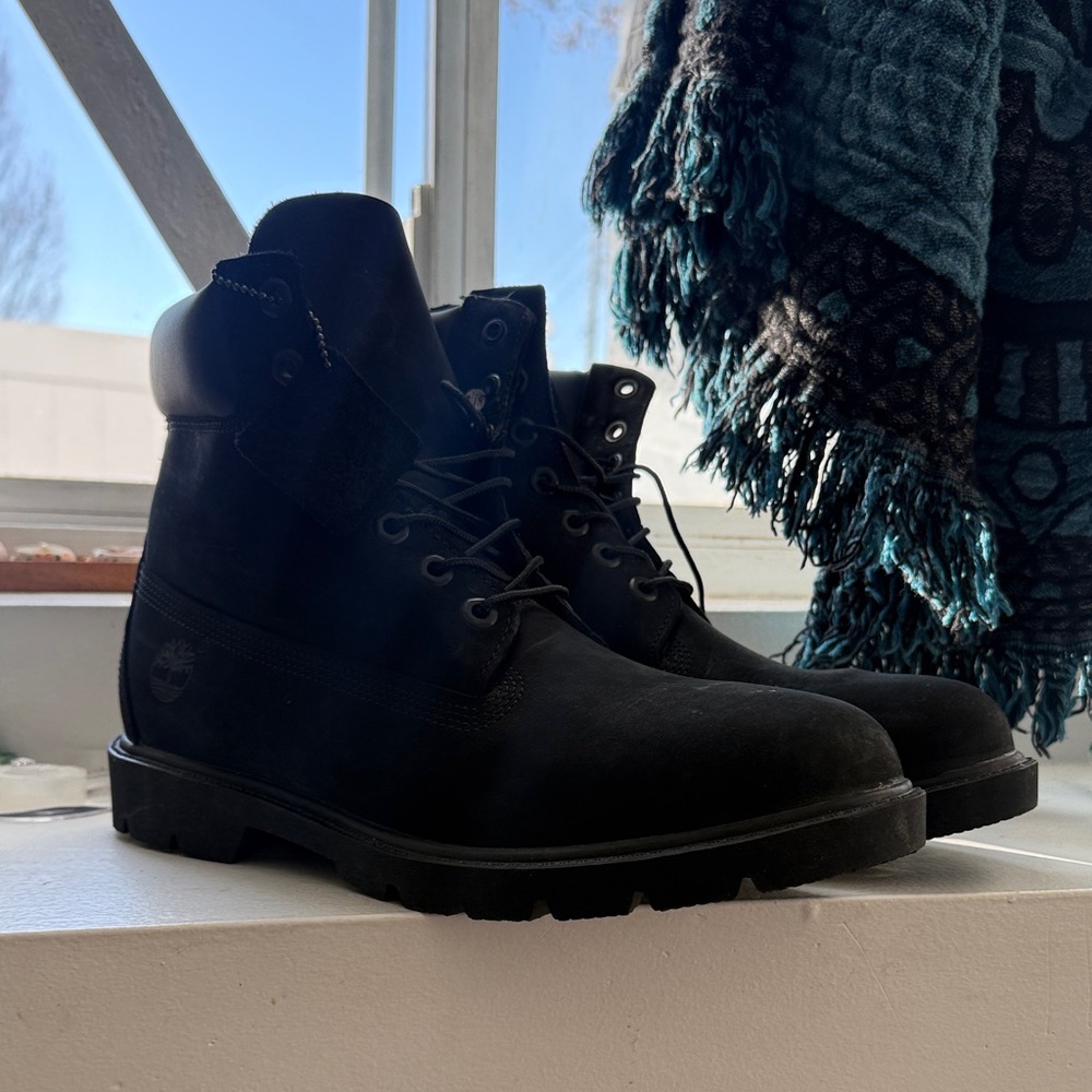Timberland Men's Dark Boots - Picture 1 of 4